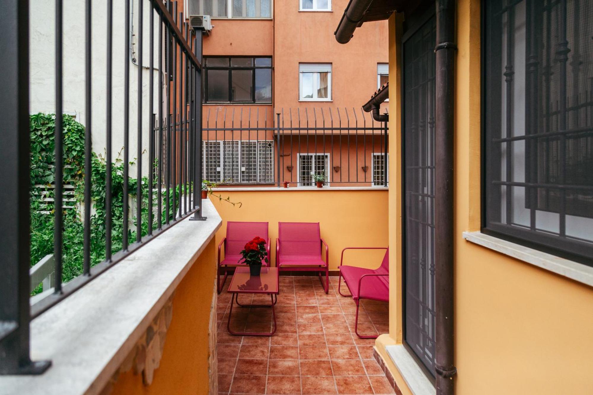 La Casa Di Nonna Peppina A Trastevere Rom Eksteriør billede